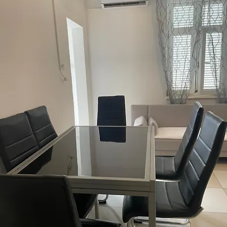 Appartement Maja *