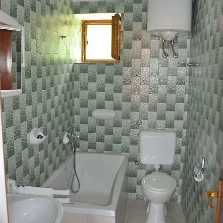 Maja Apartment Lopar